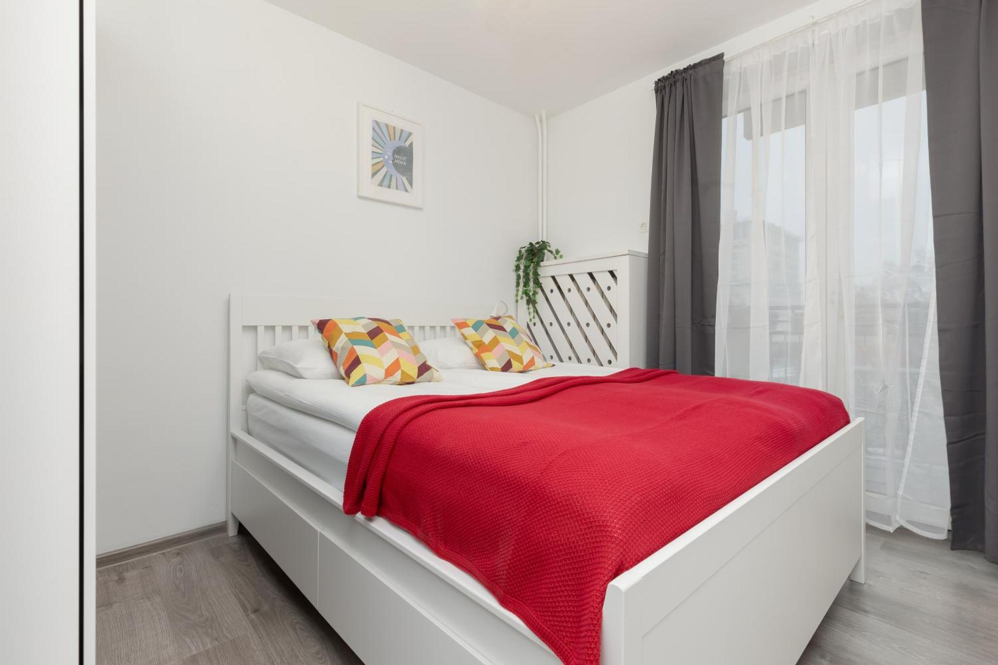 Апартаменти Center By Renters *